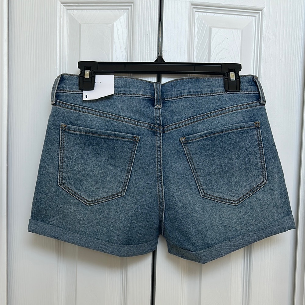 NWT Old Navy Blue Jean Shorts - Picture 3 of 4
